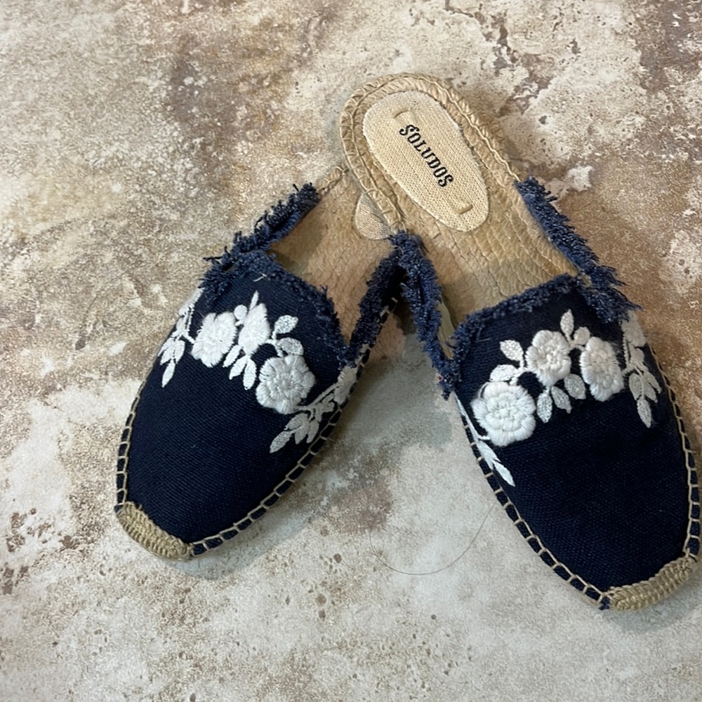 Espadrille mules, size 8